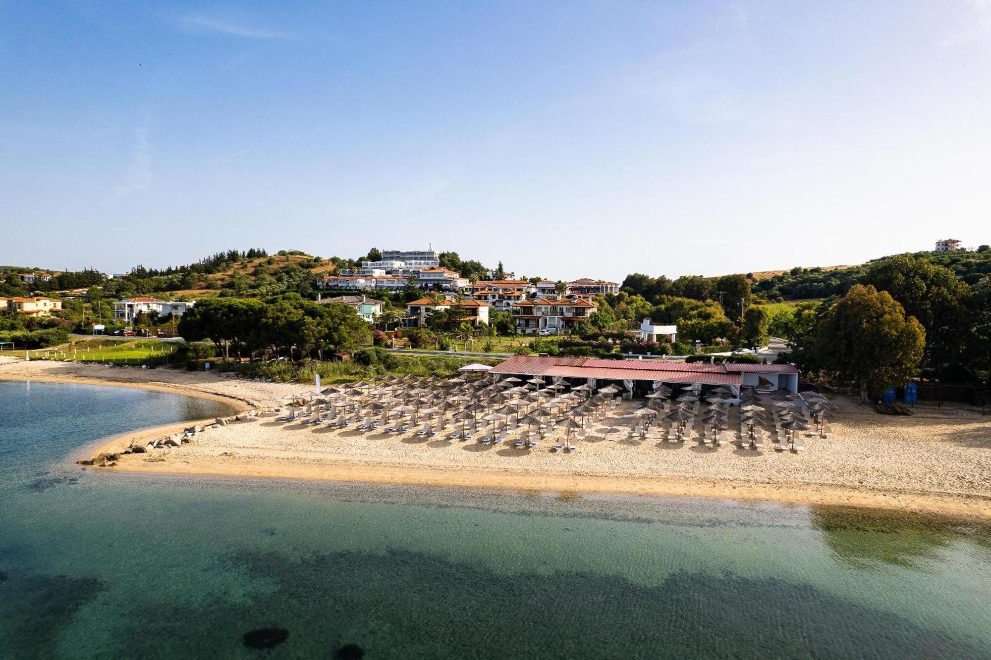 Alexandros Palace Hotel Ouranoupoli Exterior photo